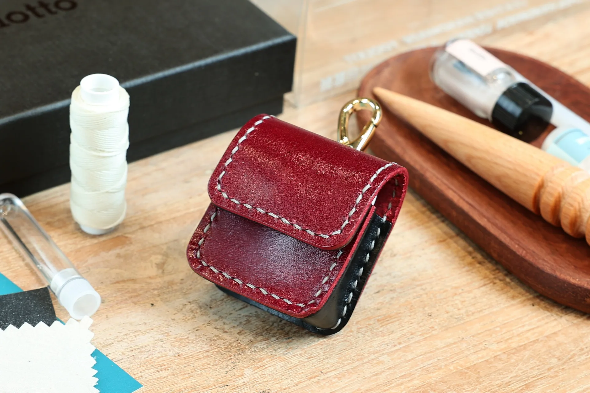 Knapsack-AirPods (gen.1,2) case - toolkit