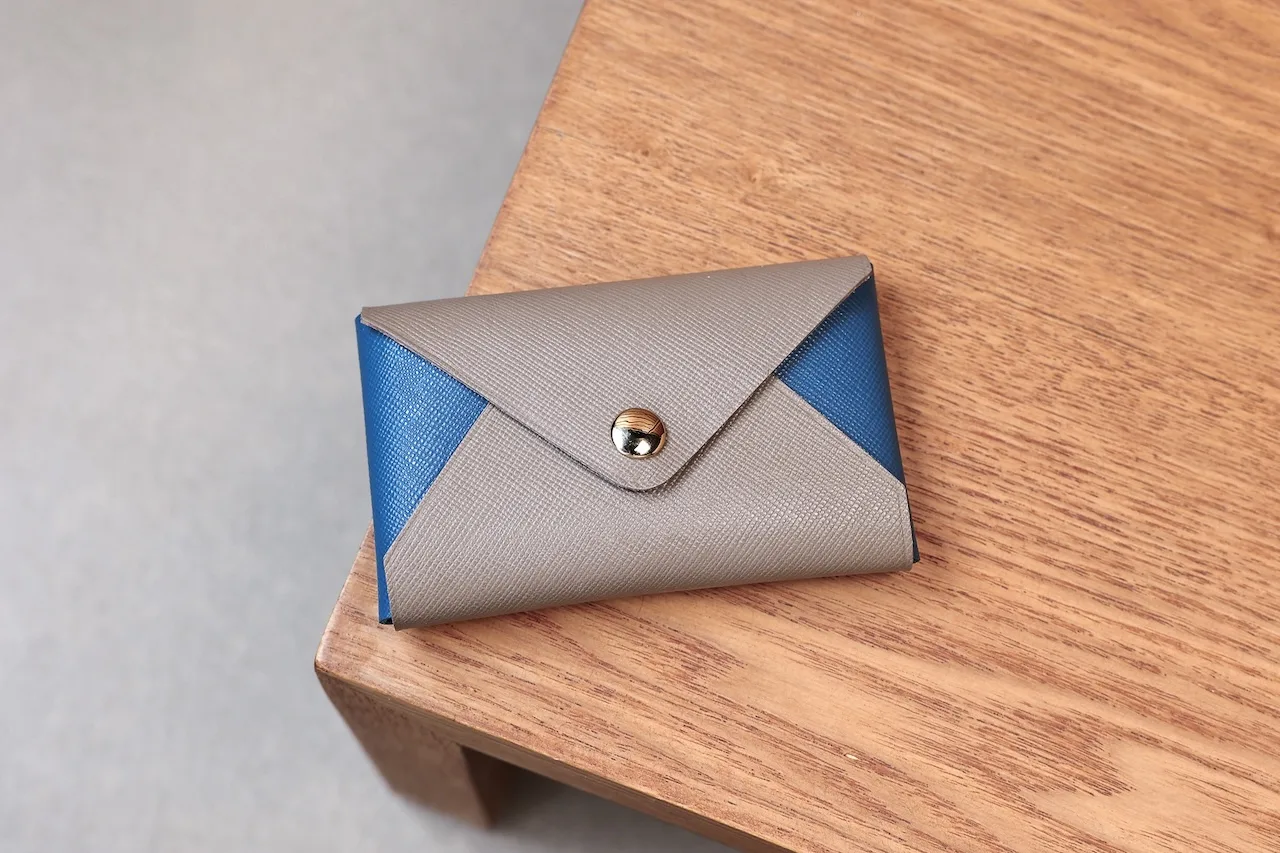 Envelope Two Tone Card Holder - finished-item