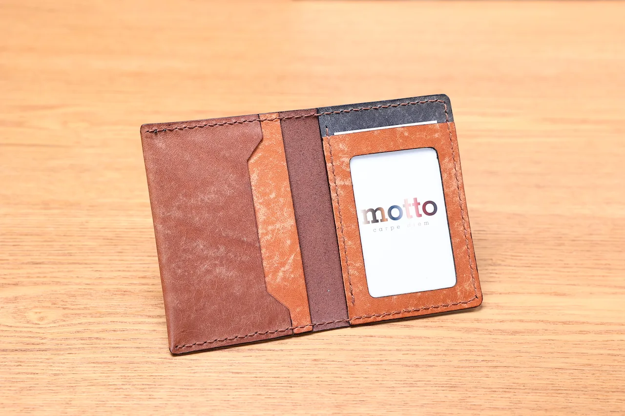 Cardfield III Card Holder - finished-item