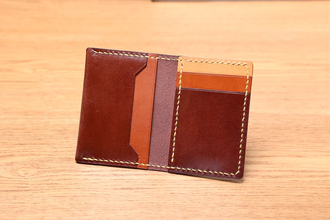 Cardfield I Card Holder - finished-item