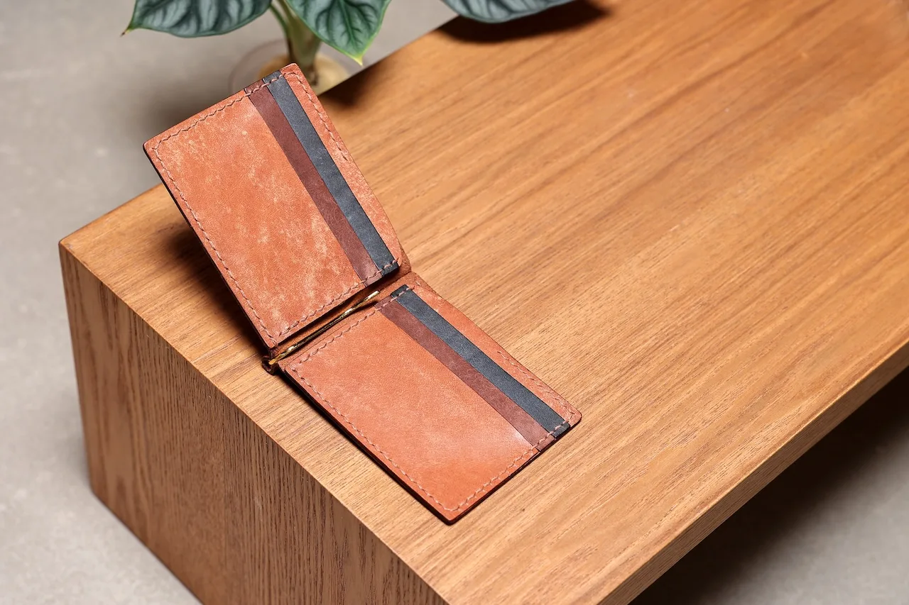 Money Clip (6 cards slot) - finished-item