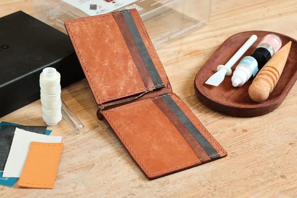 Money Clip 鈔票夾 (6卡位) - toolkit