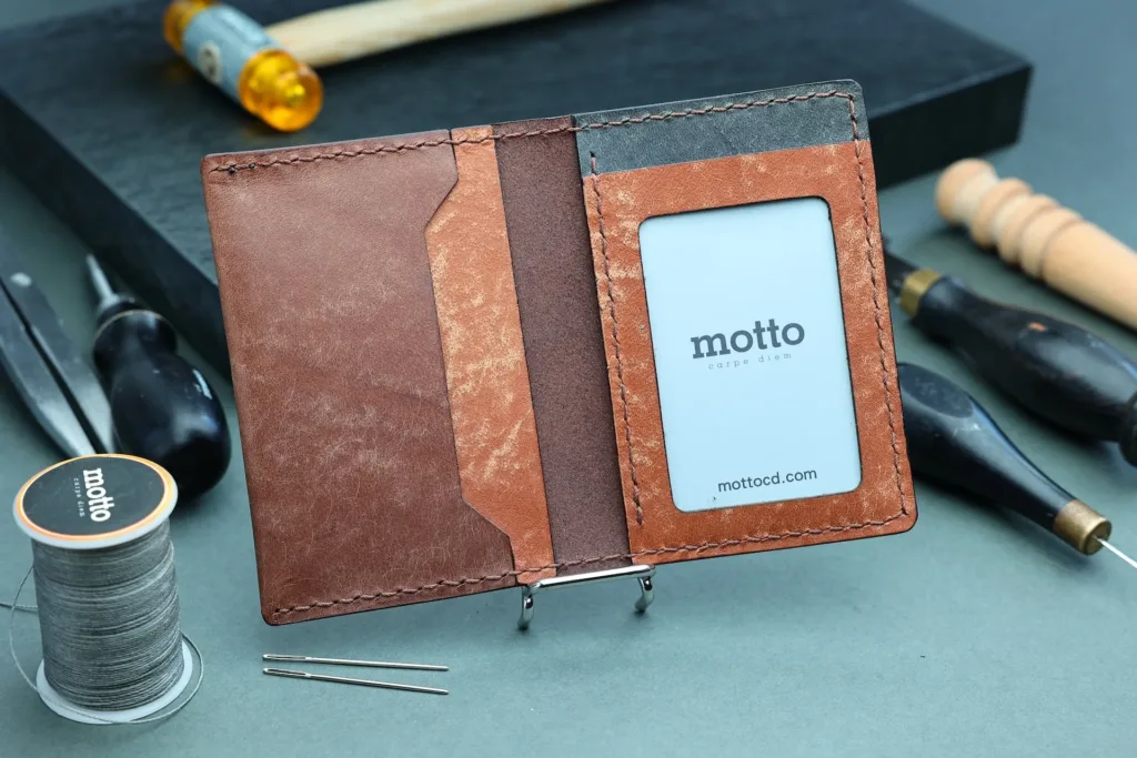 Cardfield III Card Holder - workshop