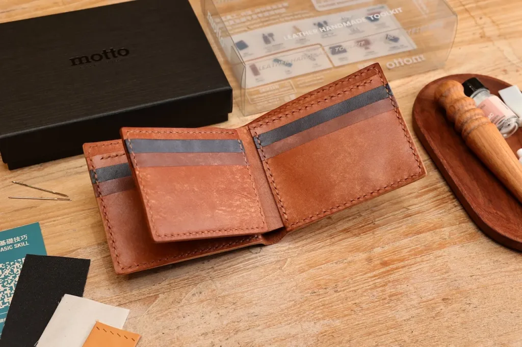 Bifold Wallet (9cds | 1p) - toolkit