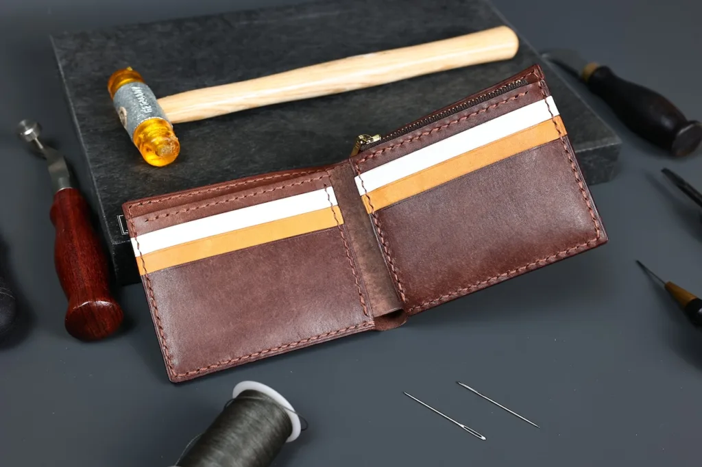 Bifold Wallet (6cds | zipper coins bag) - workshop