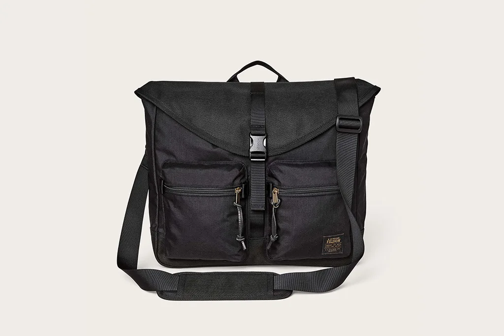 Filson - Surveyor Messenger Bag 郵差包 - Black（包 免費刻字迷彩行李牌）