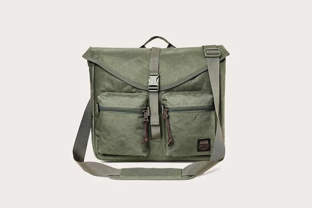 Filson - Surveyor Messenger Bag 郵差包 - Otter Green（包 免費刻字迷彩行李牌）