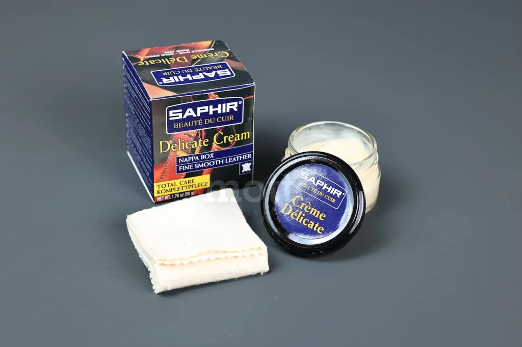 Saphir 皮革滋潤霜 50g（附清潔絨布）（法國製造）
