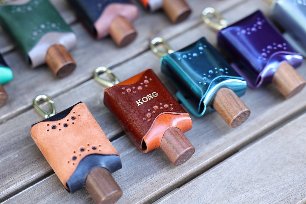 Chichi Perfume Leather Case (End-Product)