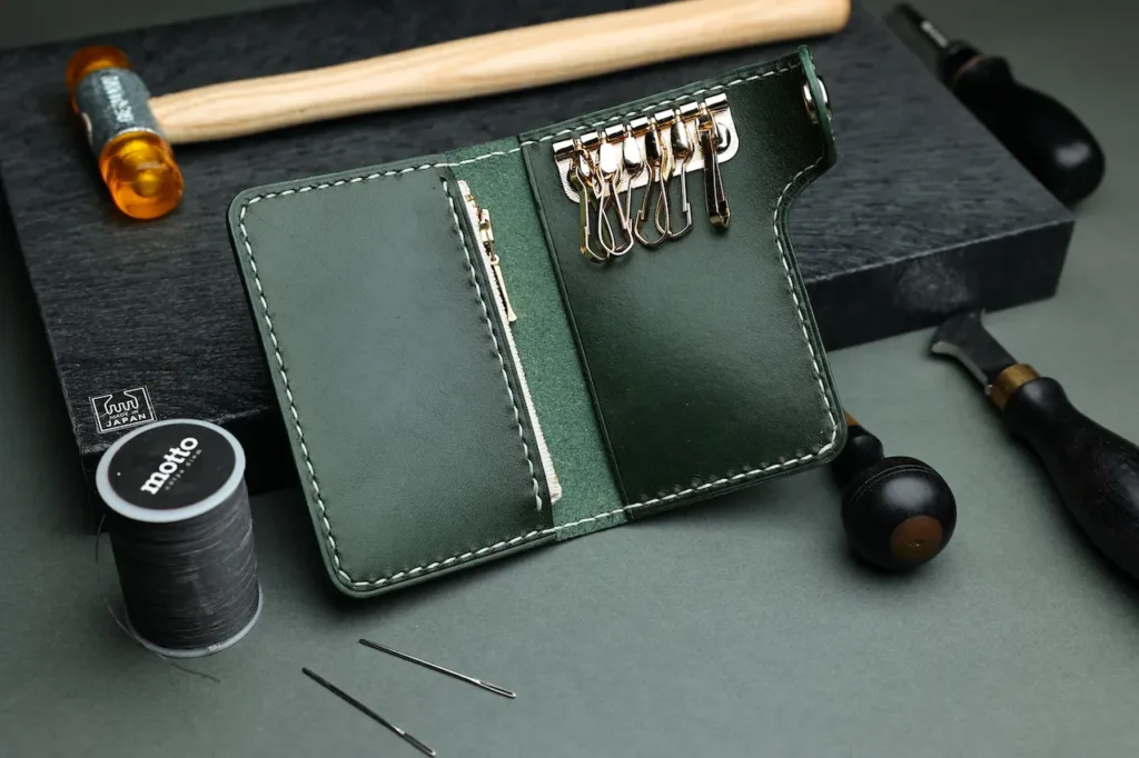 Thumb zipper card & coins key bag - finished-item